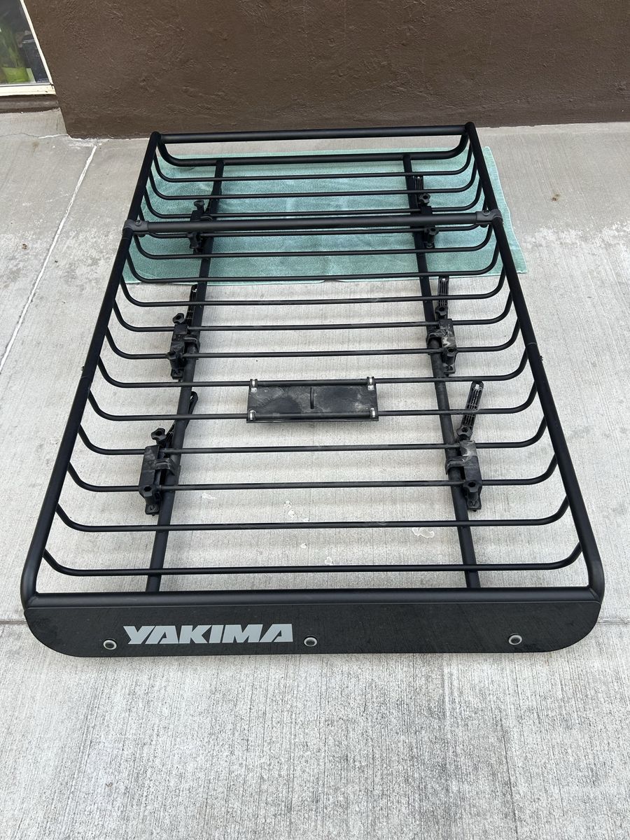 Yakima Load Warrior Medium Sized Cargo Basket