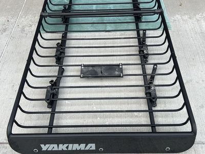Yakima Load Warrior Medium Sized Cargo Basket