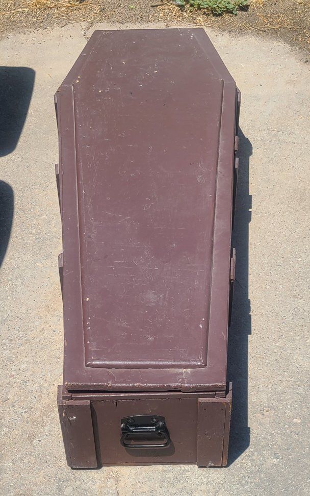 Full Size Wooden Coffin Halloween Prop/Decor - Perfect for Haunts