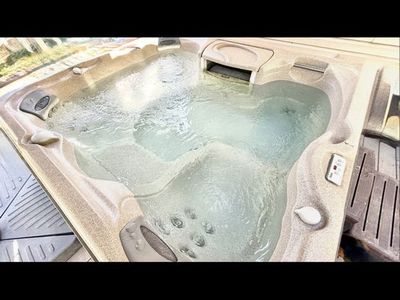 Sundance Captio Hot Tub/Spa