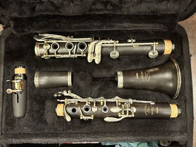 Yamaha Allegro Wooden Clarinet YCL-550AL + Vandoren 5RV13 Mouthpiece – Like New