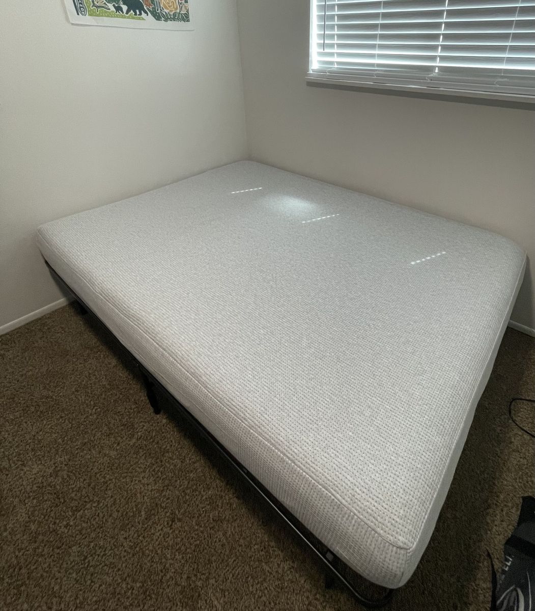 Queen Sealy Memory Foam Mattress — Great Condition | Frame Available