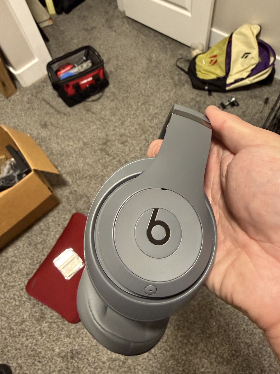 Beats Studio 3