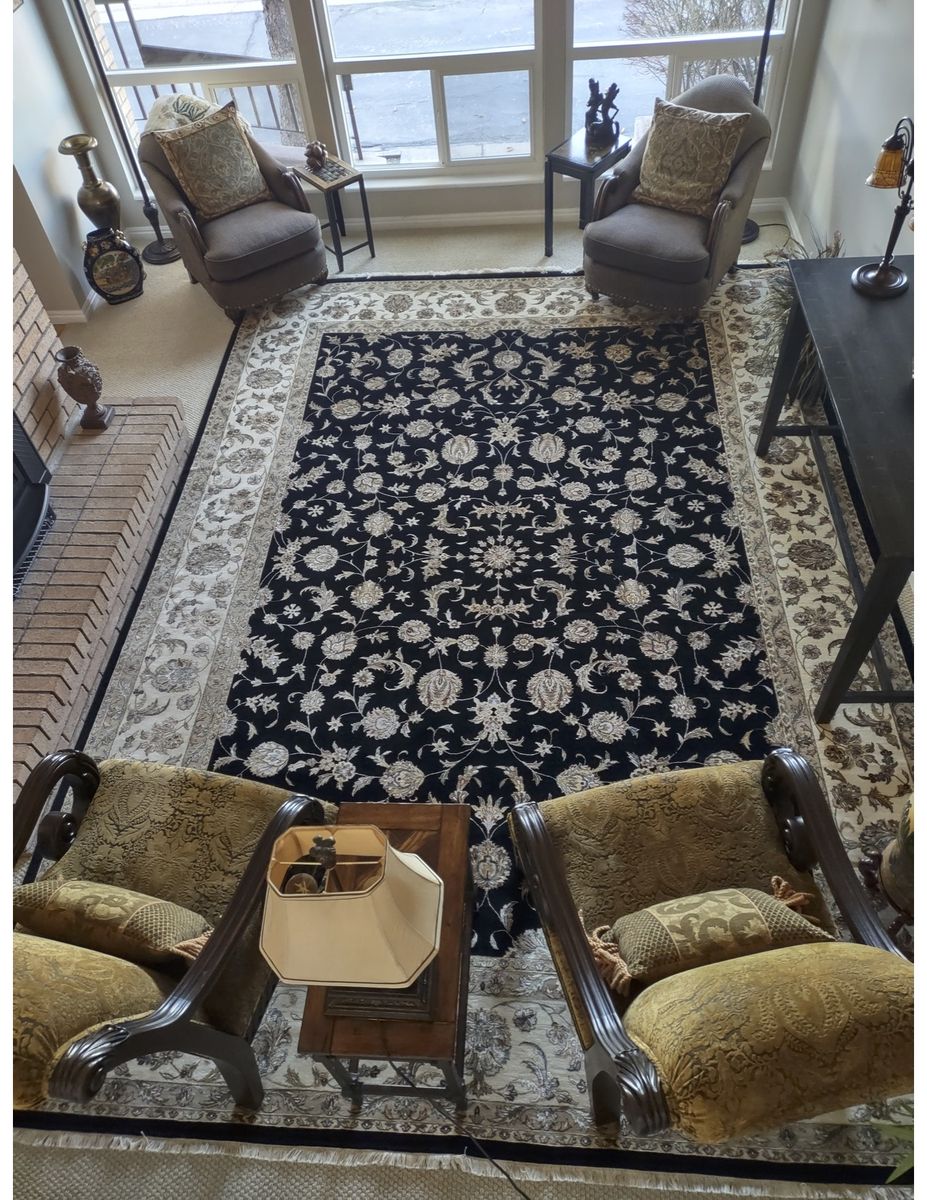 Like New 14 x 10 High Quality Rug