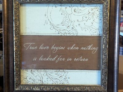 "True Love" Quote Wall Hanging Picture w/ Frame 15.5"