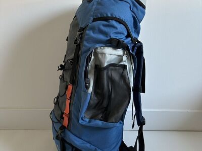 Comfy Hiking Backpack With Raincover