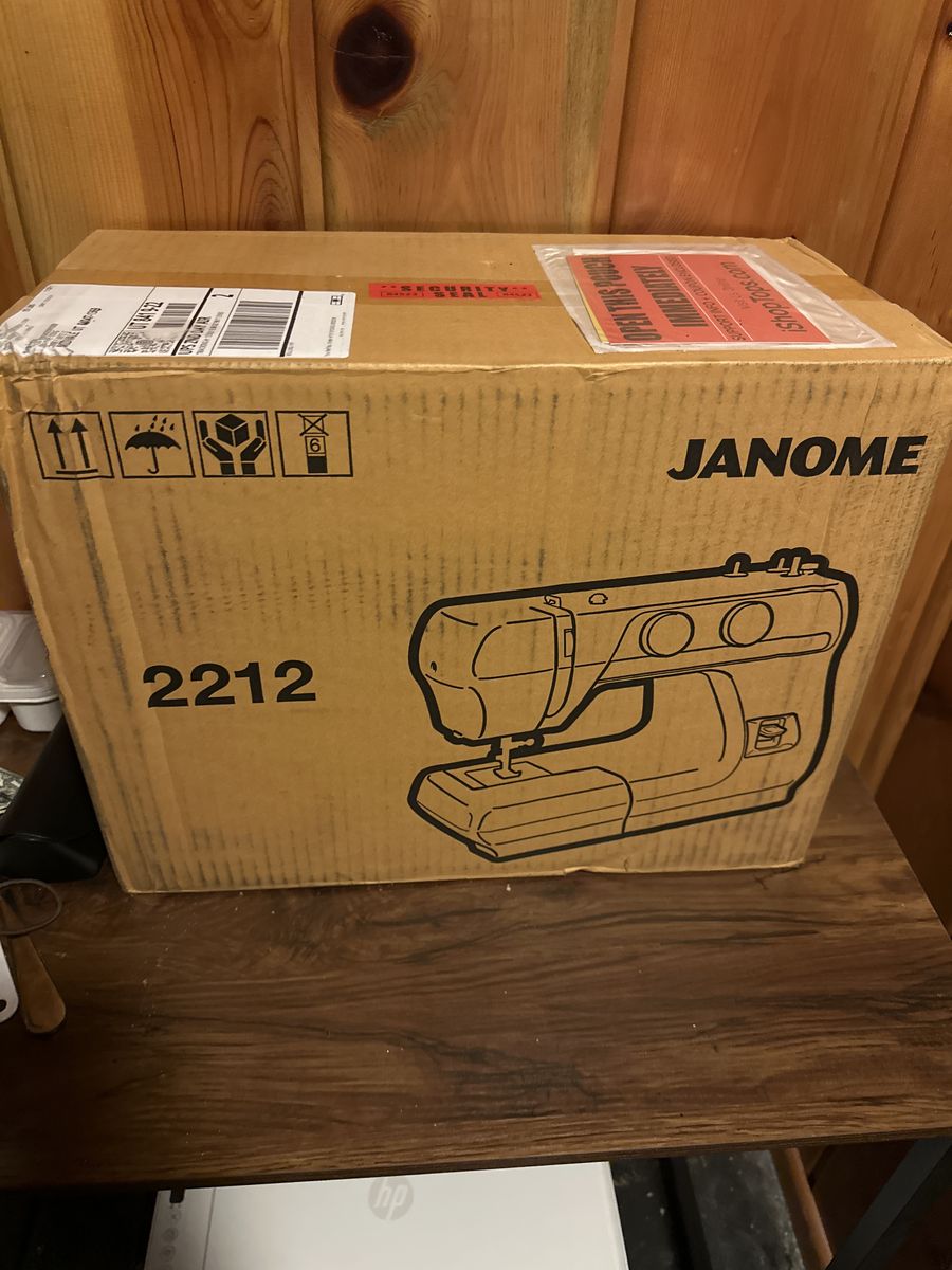 Janome 2212