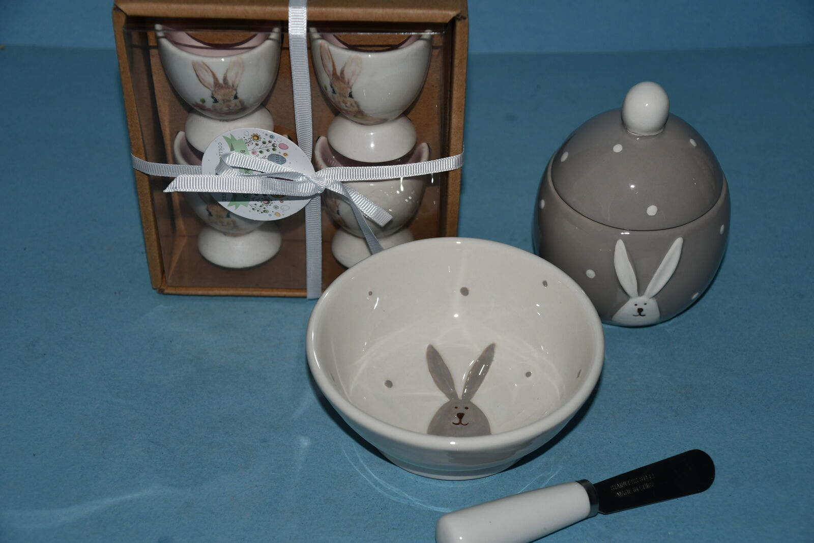 NAUVOO HOUSE BUNNY DISH, SPREADER, JAR with LID & NIB 4 BUNNY EGG CUPS ~ CLEAN ~ NO CHIPS ~ ALL FOR $5