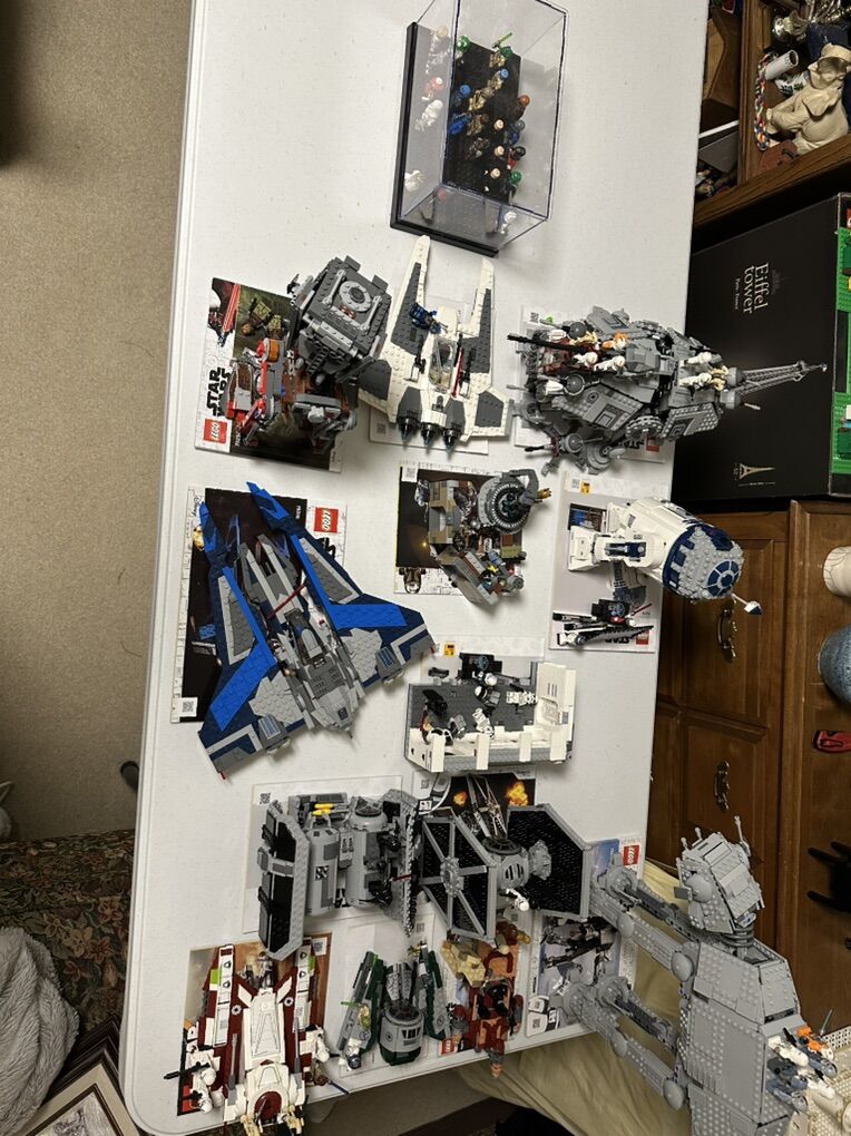 A bunch of Lego Star Wars sets