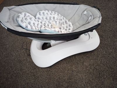 4 moms motion rocker