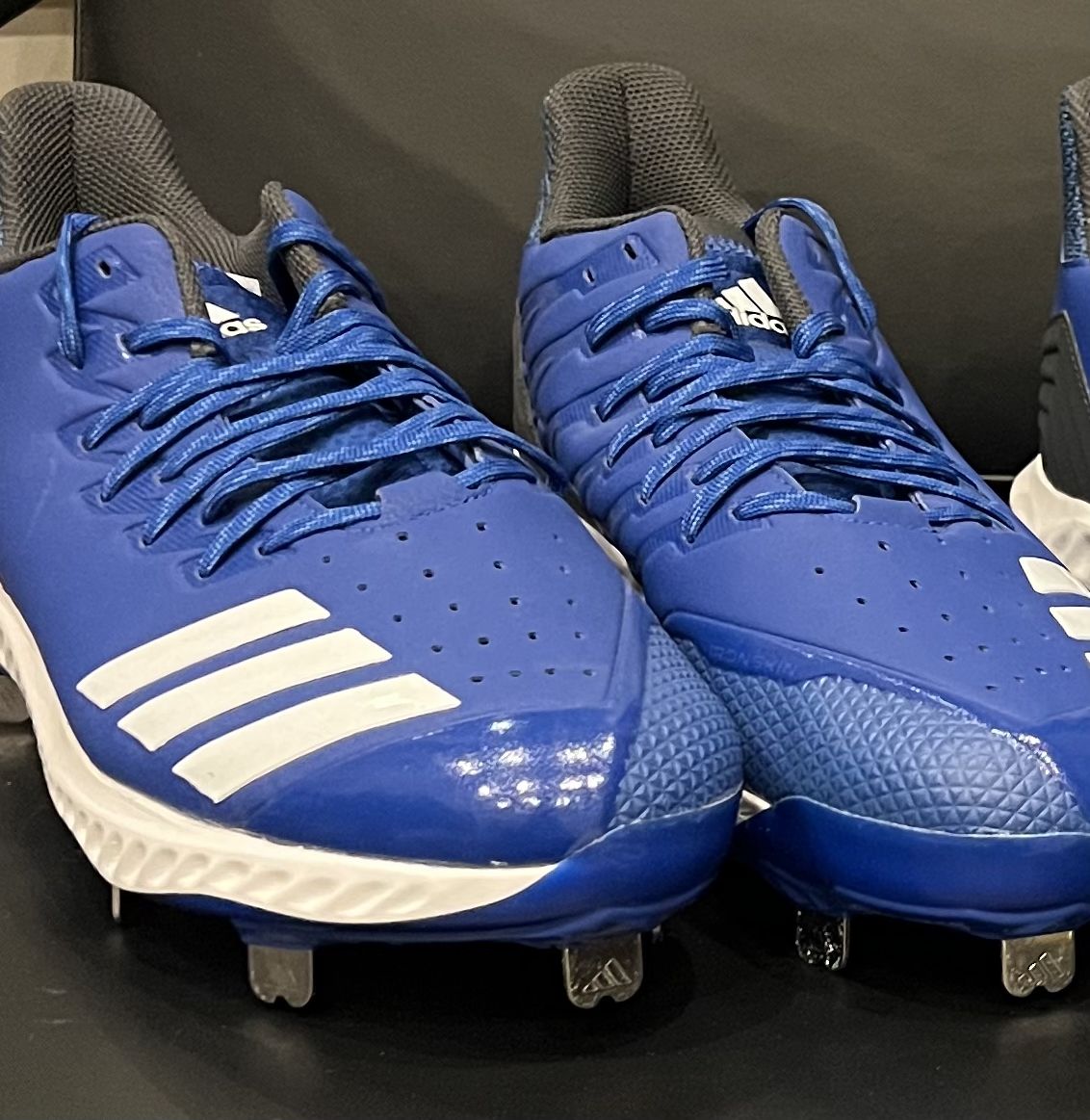 New Men's Adidas Icon Bounce Metal Cleats