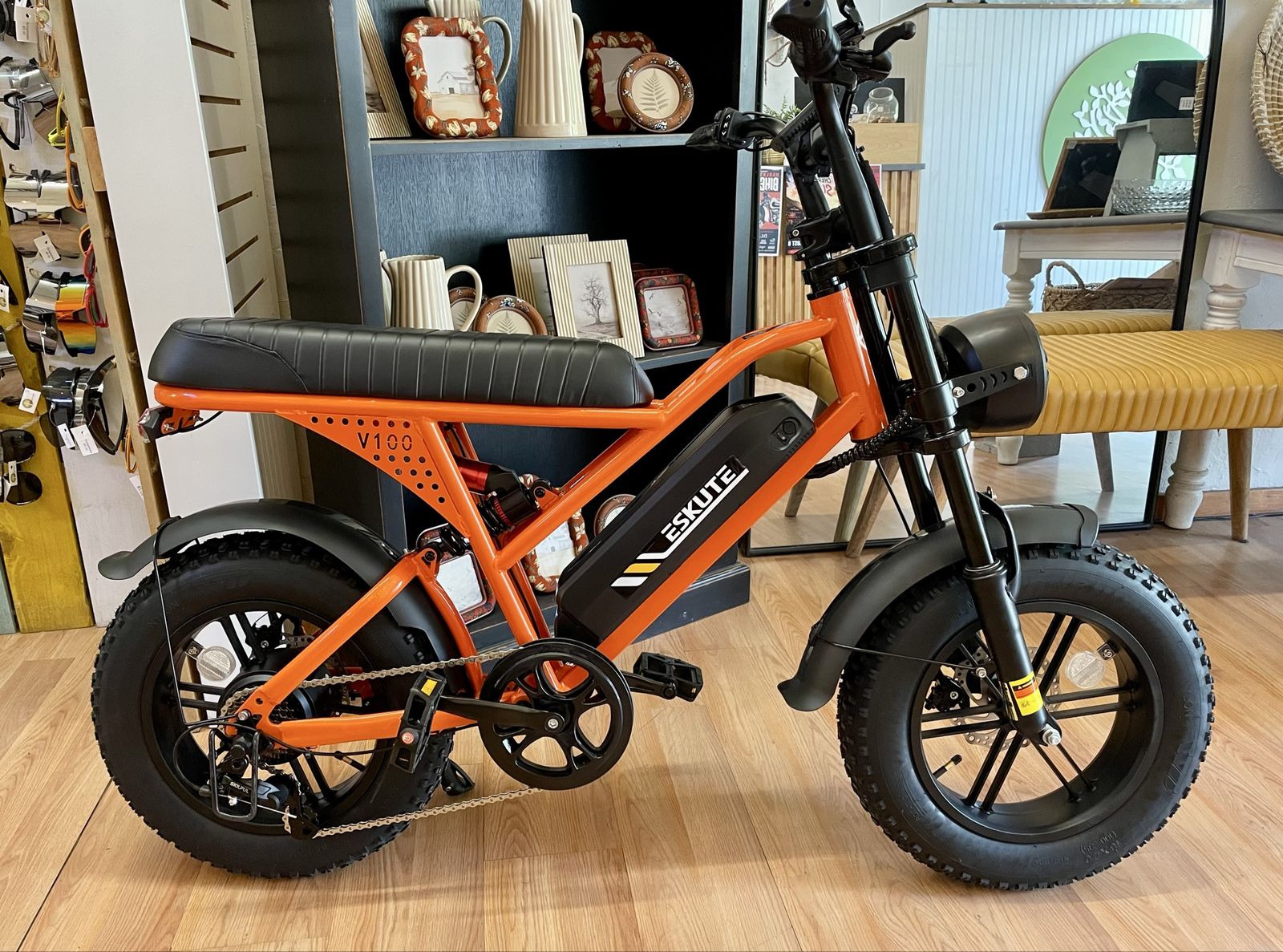 NEW Eskute V100 1500 Watt 48v Electric Bike 28mph 