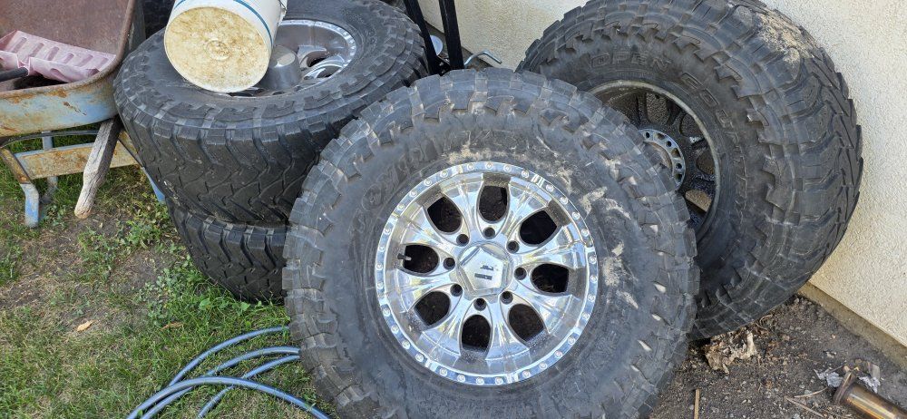 Toyo Open Country M/T Tires 38x13.50R18 on 18" 8x170