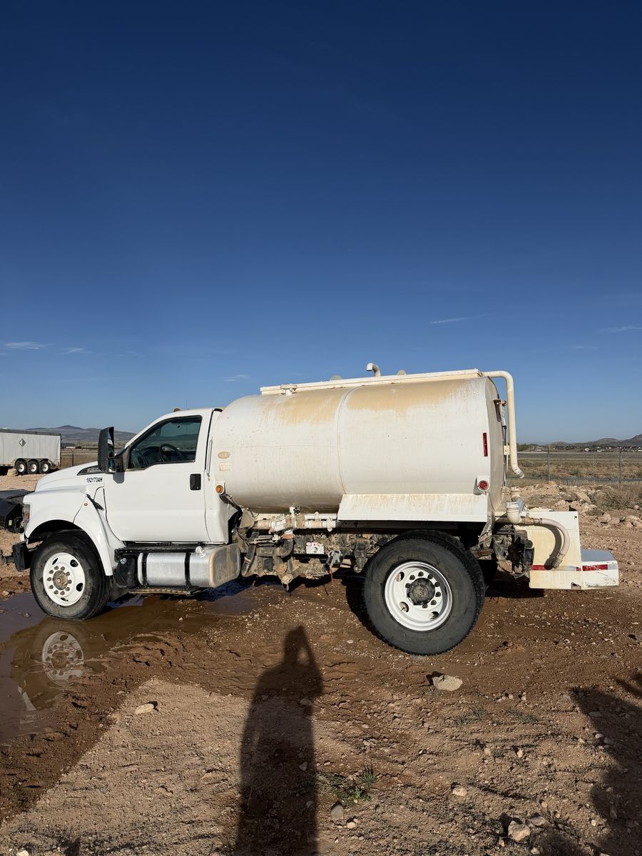 2017 F750 Water Truck