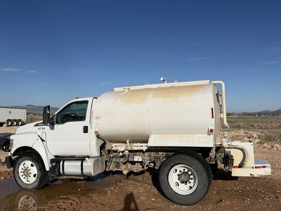 2017 F750 Water Truck