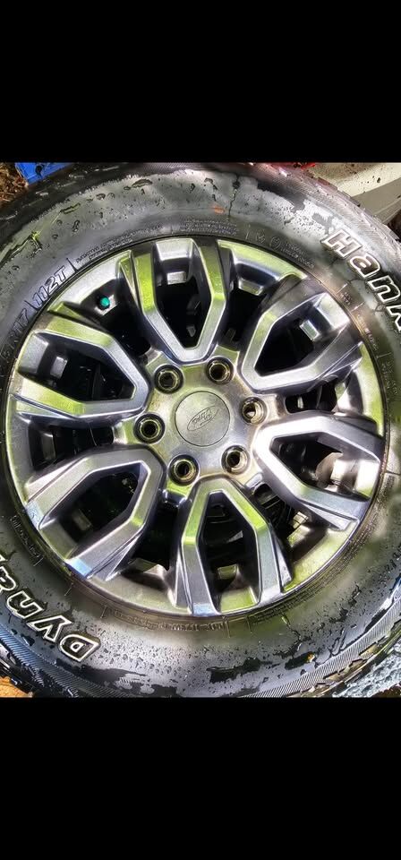 2020 Ford Ranger Lariat OEM Wheels & Tires