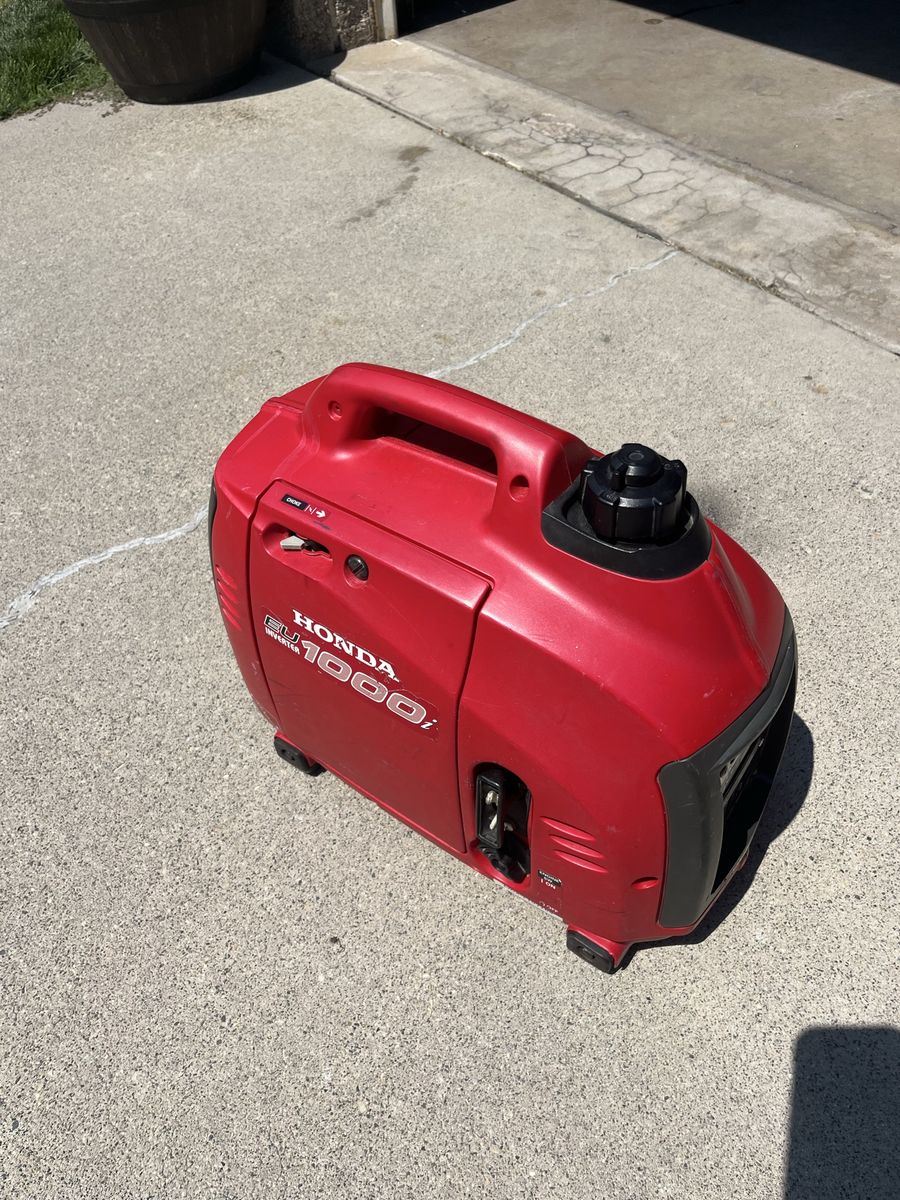 Honda EU1000i Inverter Generator Portable Quiet Red