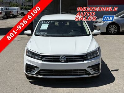 2017 Volkswagen Passat R-Line