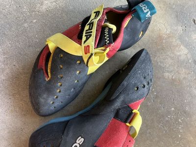 Scarpa Furia S women’s climbing shoes