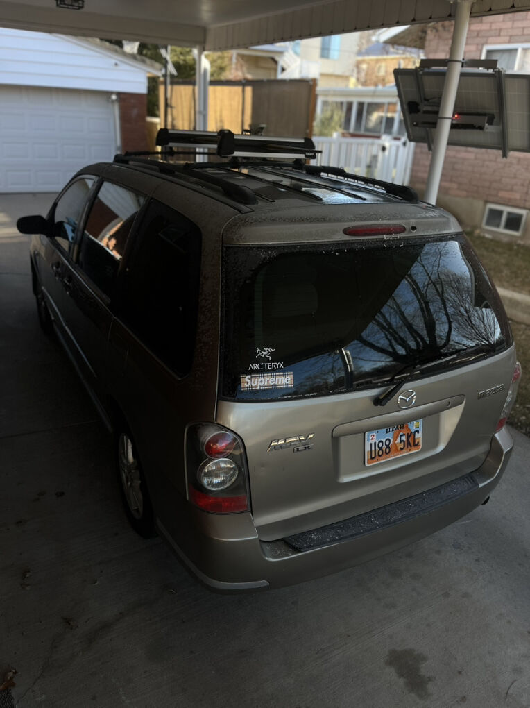 2006 Mazda MPV