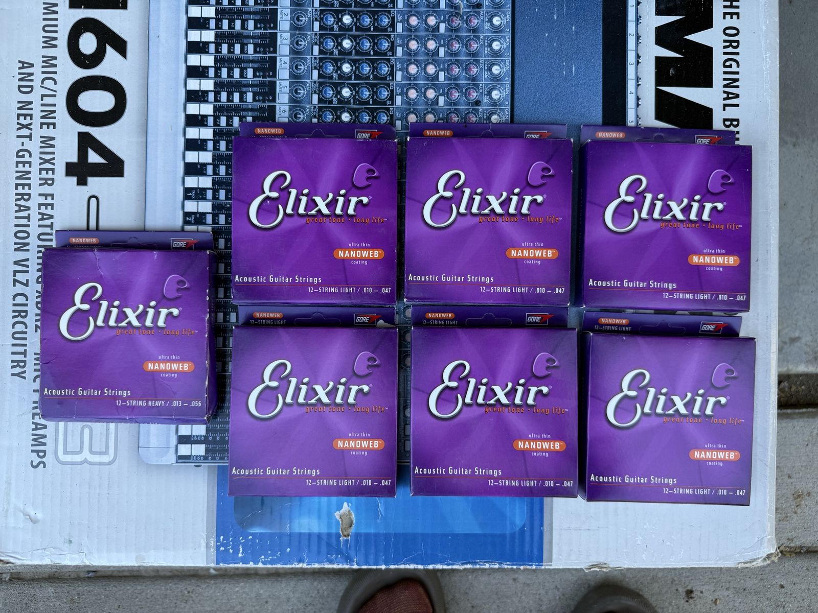 Lot of Elixir Nanoweb Acoustic Guitar Strings (12-String)