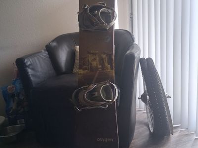 Oxygen Element Snowboard with Bindings - Used