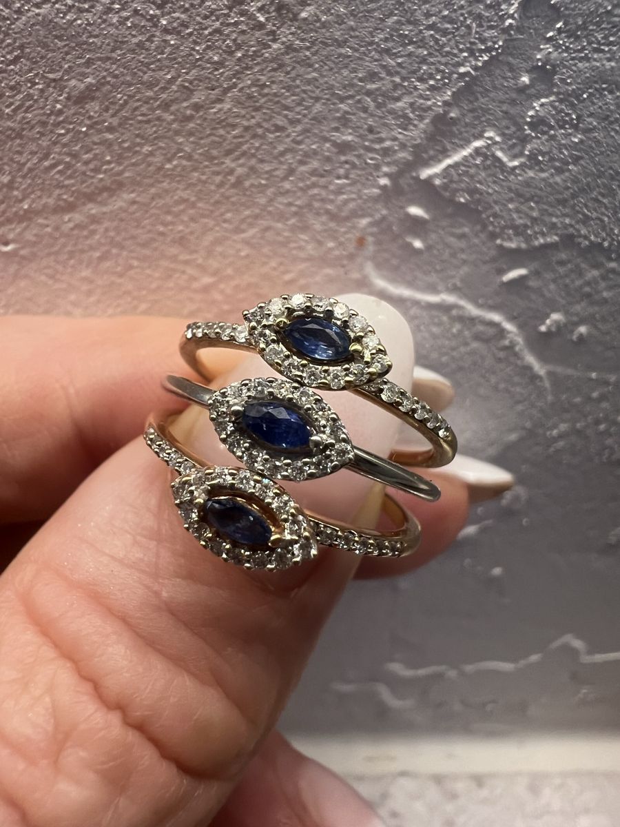 14k 3 stone sapphire ring! $1200 obo.