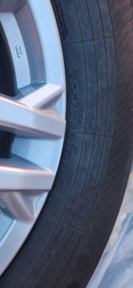 Main image 7