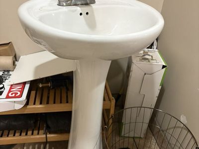 Pedestal Sink