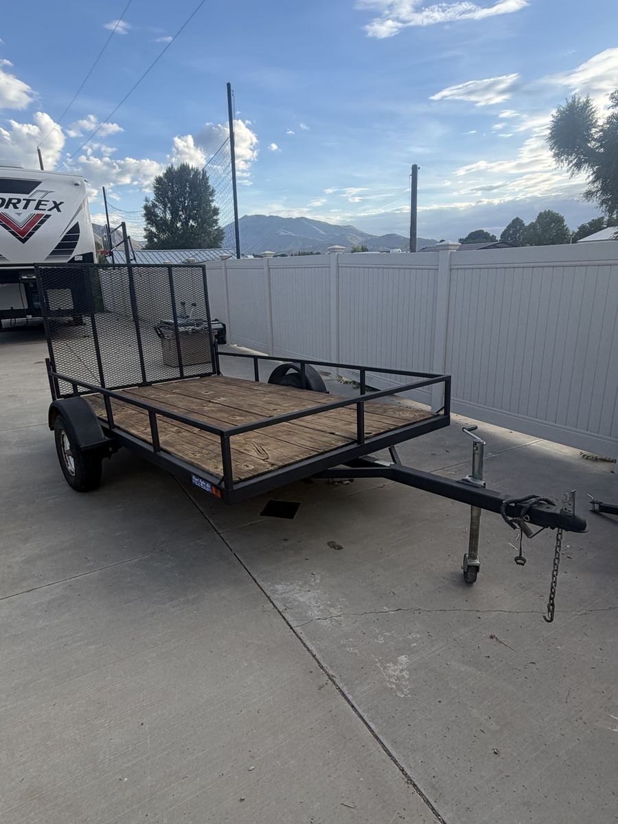 5.5’ x 10’ Utility Trailer