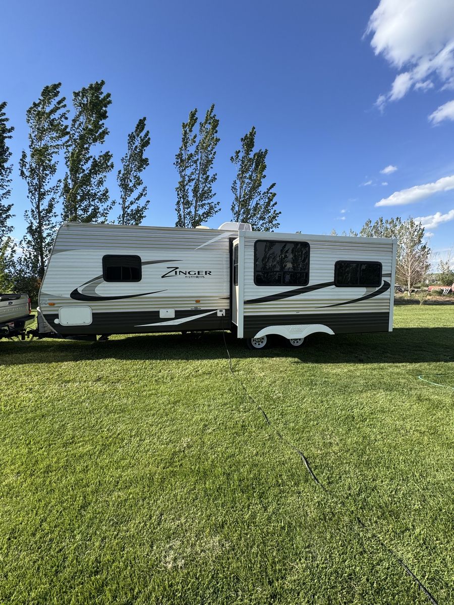 2013 Crossroads Zinger ZT27RL14