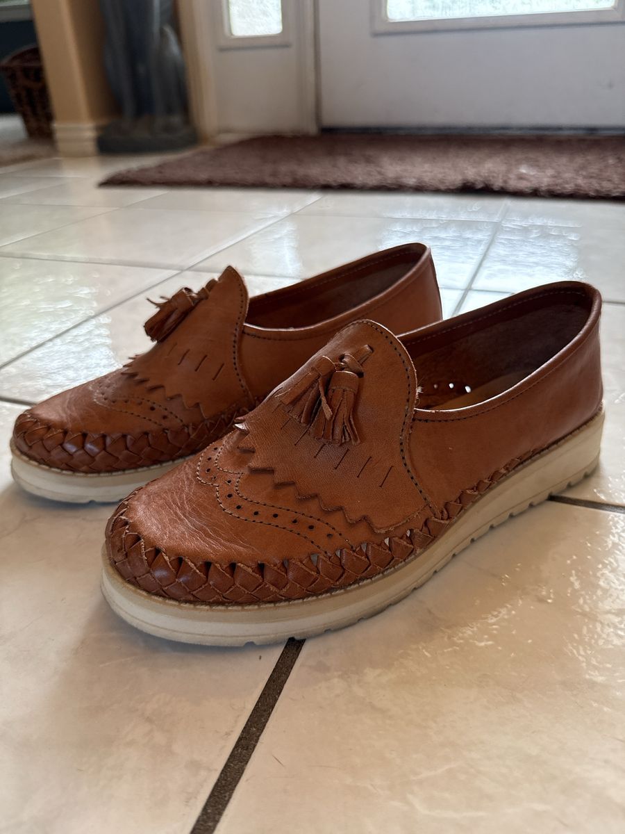 SOLS Handmade Tan Leather Loafers with Tassels - Women's Casual Shoes.