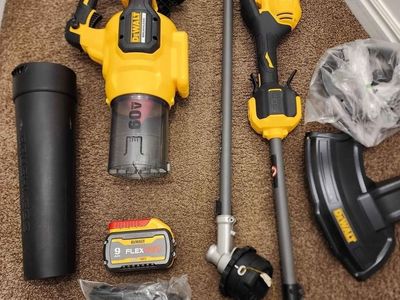 New Dewalt FLEXVOLT 60V MAX Cordless String Trimmer & Blower Combo Kit with 9Ah Battery & Charger
