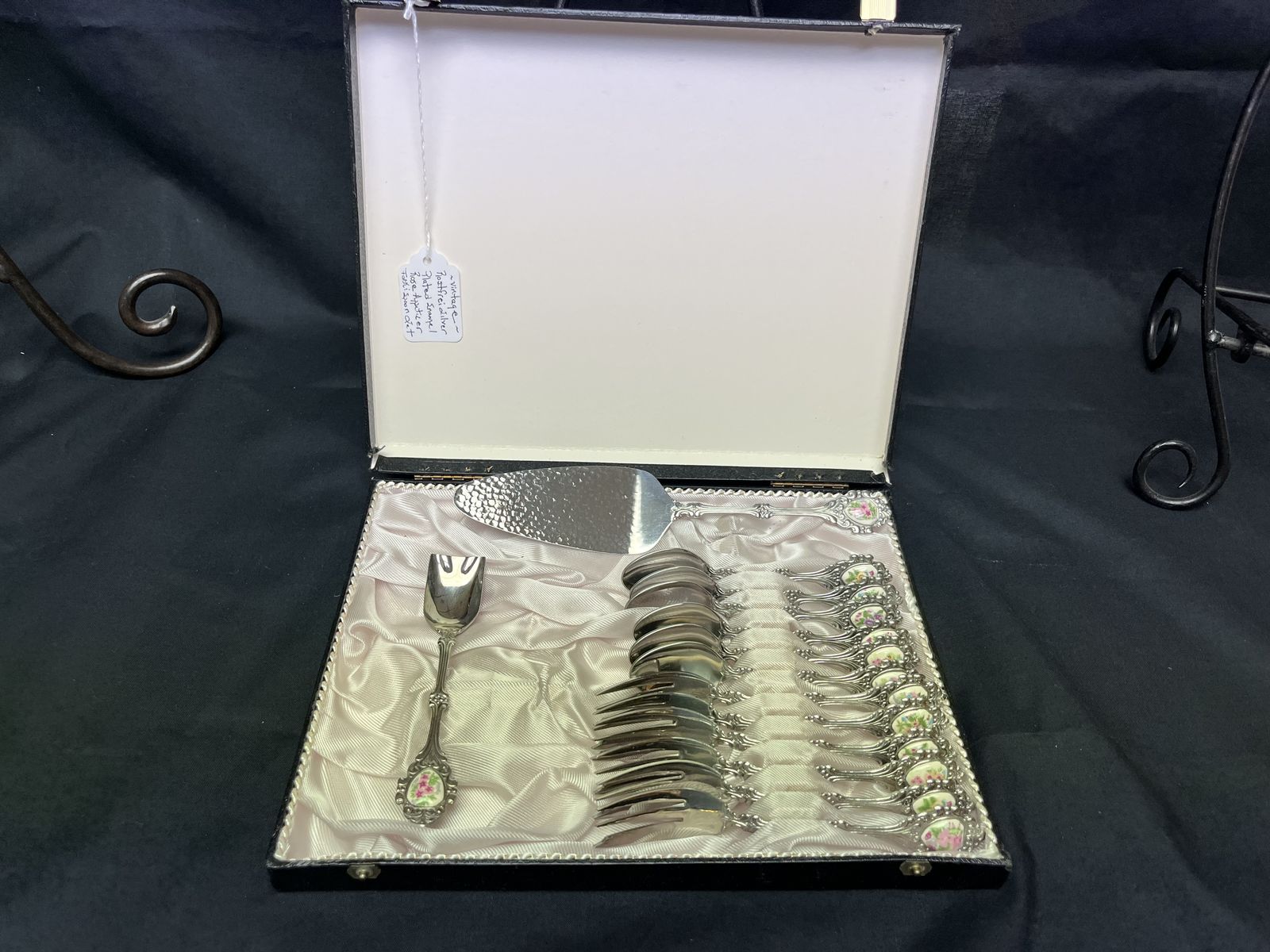 Rostfrei Appetizer Set with Floral Handles