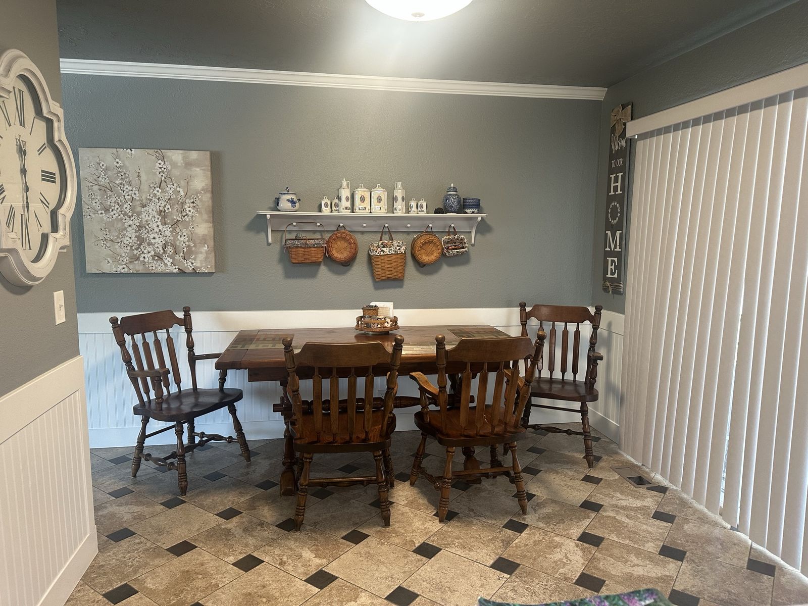 Main image 3