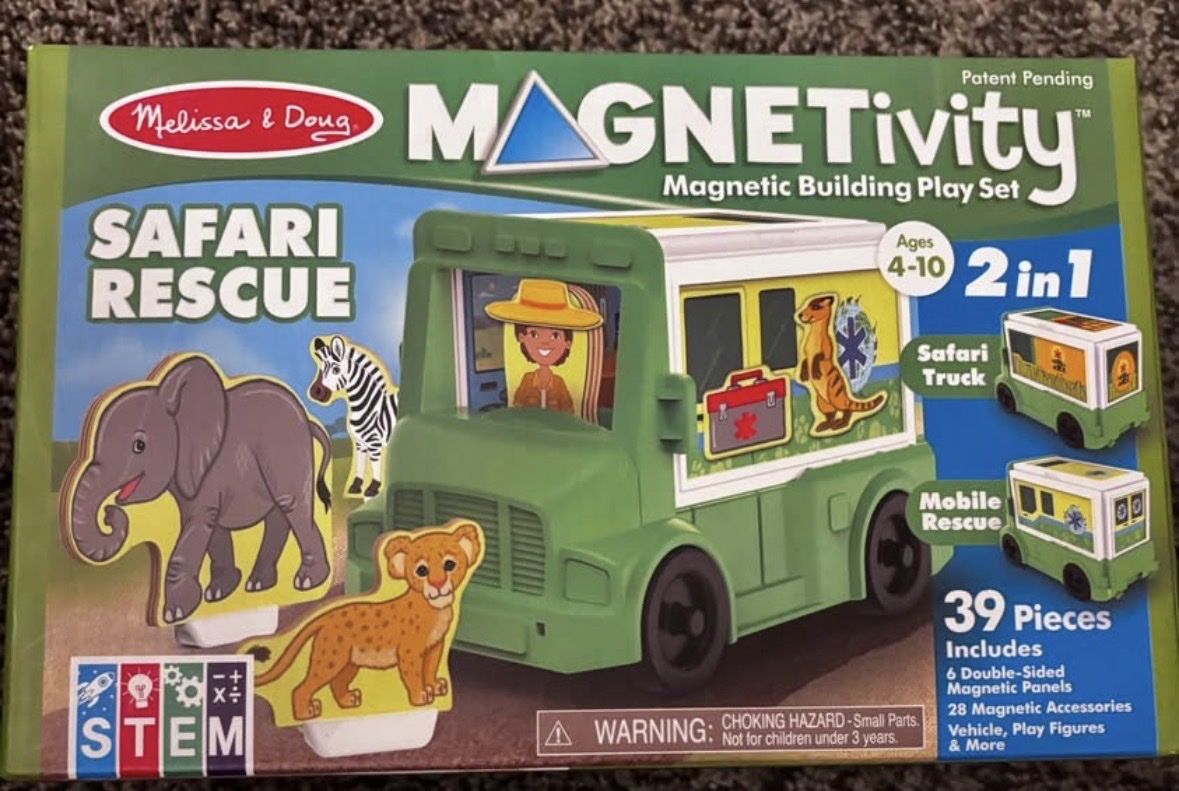 Melissa & Doug MAGNETivity Safari Rescue 2-in-1 Magnetic Building Play Set 39 Pcs Ages 4-10
