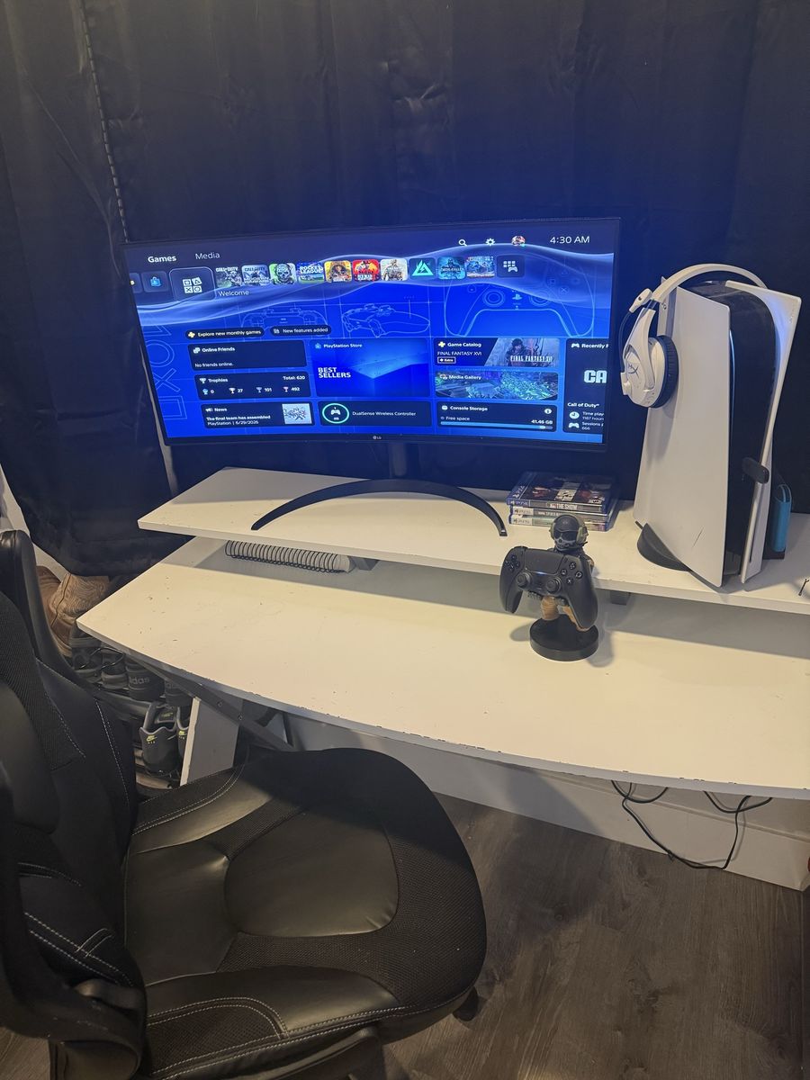 Complete Gaming Setup: PS5, LG 34" Curved Monitor, Gaming Desk & Chair