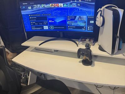 Complete Gaming Setup: PS5, LG 34" Curved Monitor, Gaming Desk & Chair