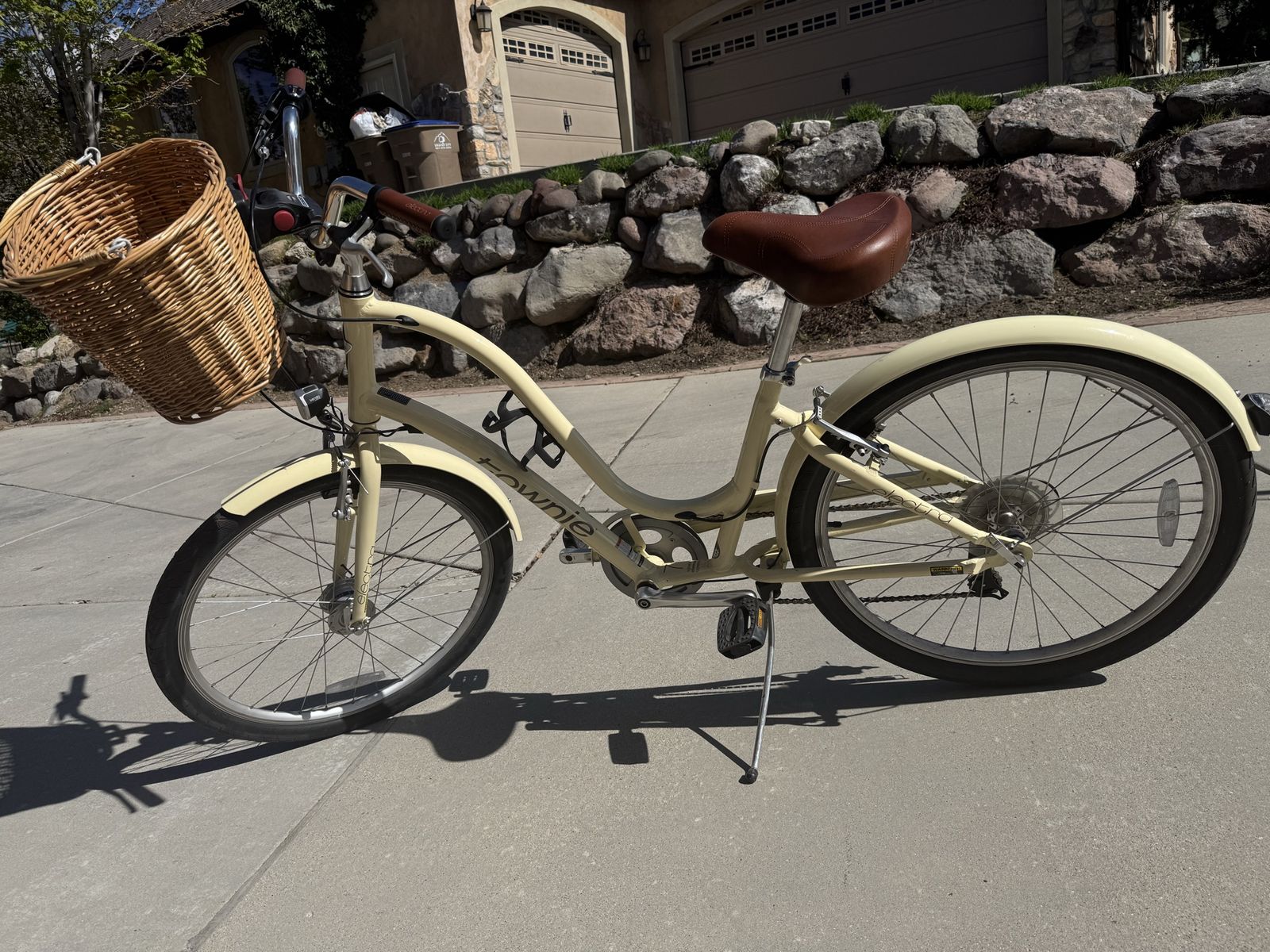 Townie, Beachcomber Cruiser Bike