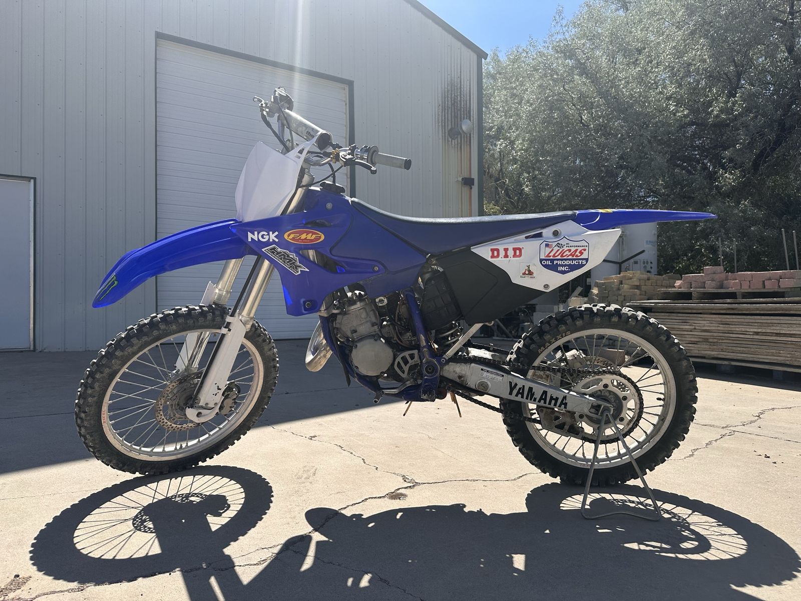2001 Yamaha YZ125 Dirt Bike