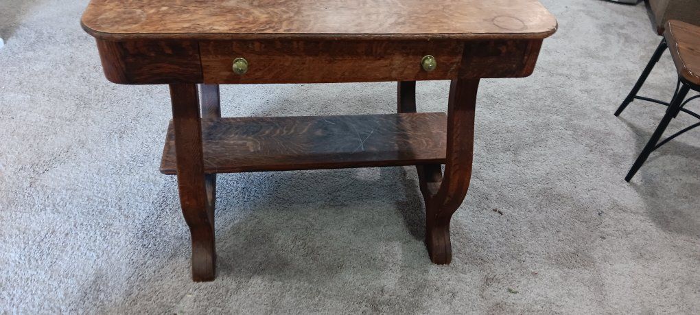 Oak Table