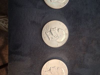 lots of collectable coins in uncirculated and mint circulated condition