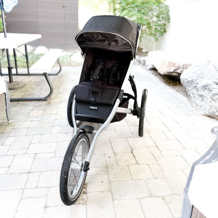 MINT Thule Urban Glide Jogging Stroller Accessories Included