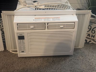 TCL Window Air Conditioner Unit - Compact Design with Remote Control 6,000 btu