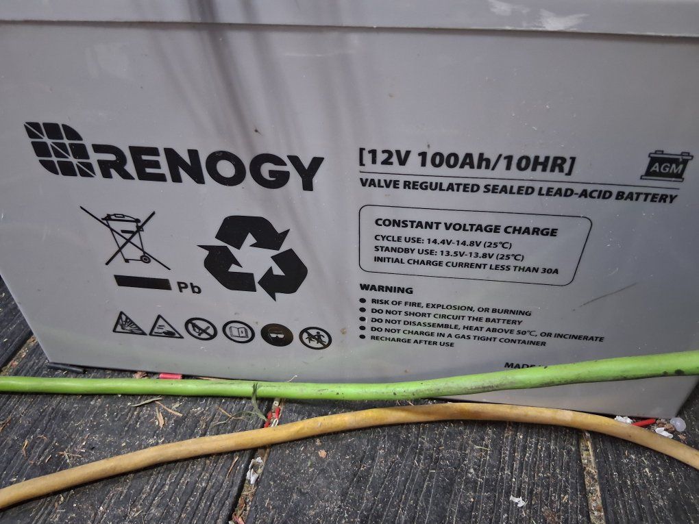 12v car battery used with a charger