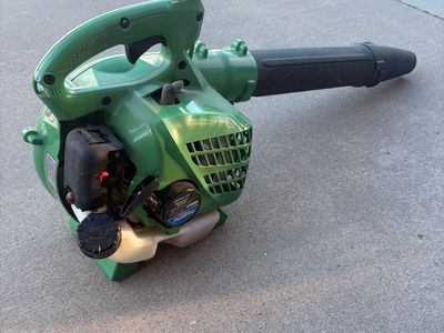 Hitachi leaf blower
