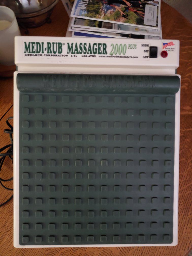 Medi-Rub Massager 2000 Plus Electric vibrating foot massager