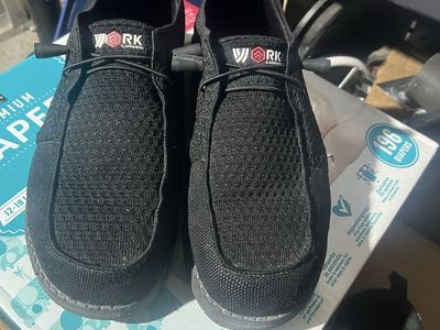 Larnmern Men's Work Slip-On Shoes Size US 11.5 XW Black ASTM Safety Toe