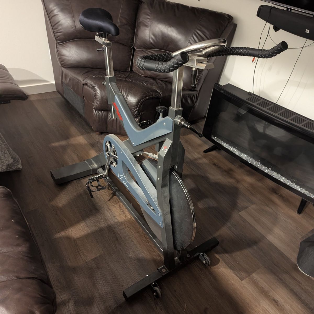 Star Trac V-bike spin cycle