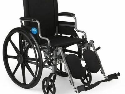 Wheelchair- 16inx18in , 300 lb Medline Light